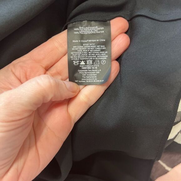 Tory Burch Lucea Top Animal Stripe
Black White size 14 large extra large zipper - Picture 4 of 15